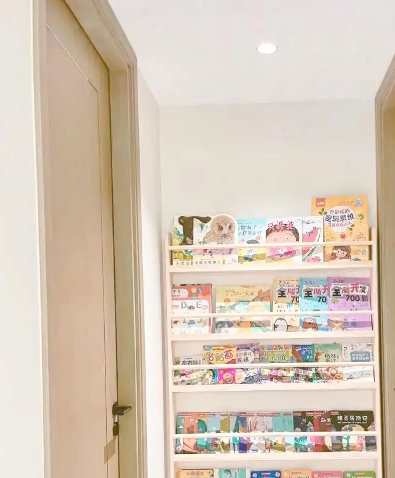 走廊储物柜装修