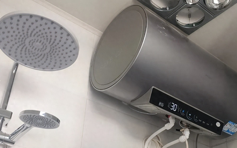 现代家庭必备热水器，24小时开隐患多？能耗情况如何？