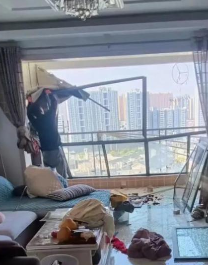 卫生间玻璃墙好不好