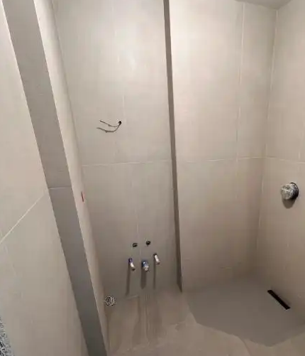 淋浴房图片地面设计图