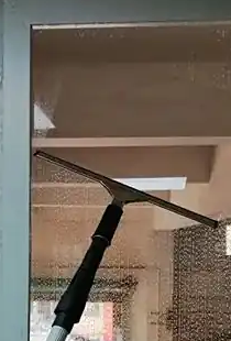 窗户有防盗网不好贴膜怎么办