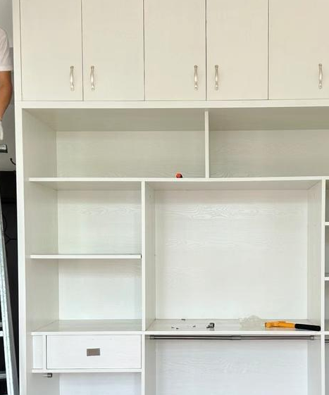 柜门子选哪种材质好