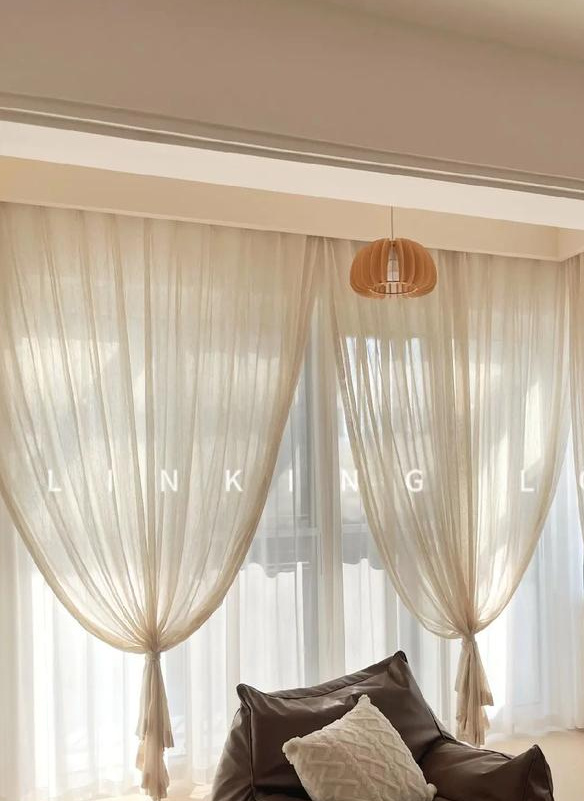 客厅窗帘用什么材料好