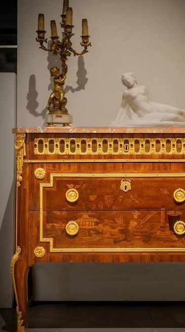 你应该知道的200件镶嵌家具