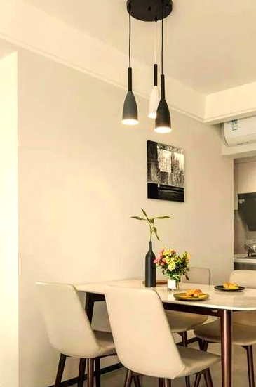 餐桌边墙壁可擦装修图