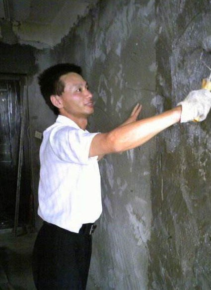客厅装修可涮防水材料吗
