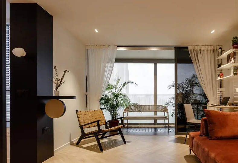 人字型客厅装修效果图,87㎡新房竟装成这般模样,人字形拼接地板超养眼