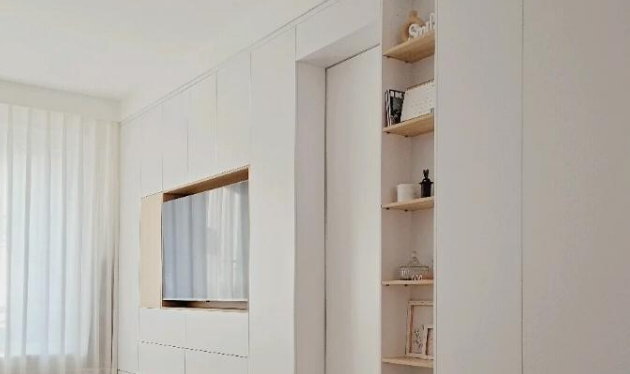 衣柜不到顶怎么防尘__衣柜不到顶的好处