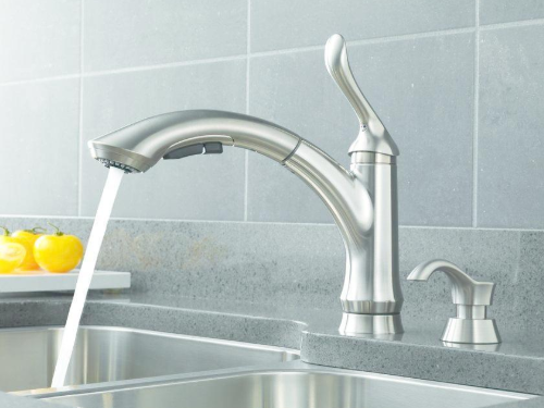 拧龙头旧换下来解决水压不够__更换旧水龙头