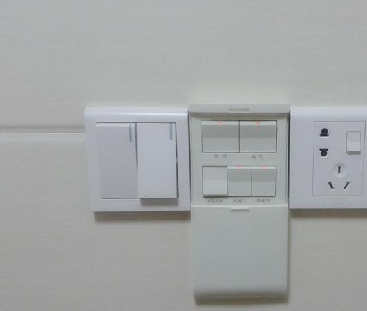 壁挂浴霸开关按钮坏了怎么修__挂壁式浴霸开关坏了怎么修