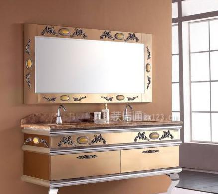 玻璃做卫生间隔断_卫生玻璃隔断的式样_