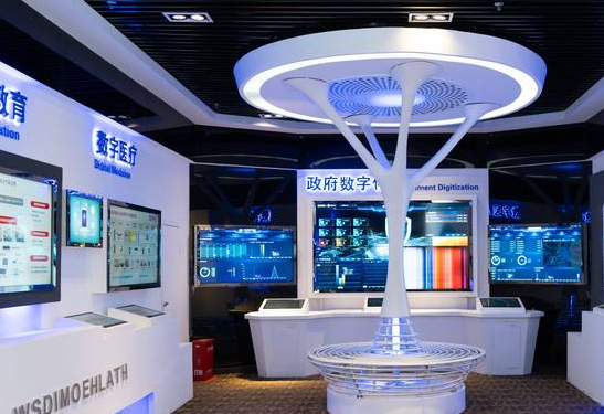 商业大厅装修如何选择？决定因素大揭秘：品牌定位、业务性质与空间规划