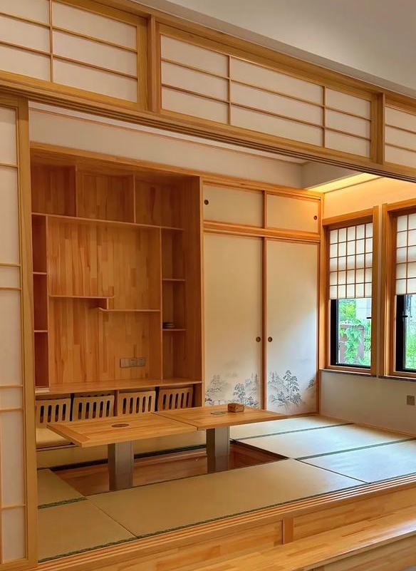 榻榻米装修：如何选择材质，打造传统与现代融合的居酒屋氛围？