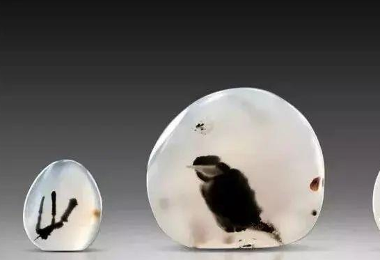 玉髓内部有花纹好吗