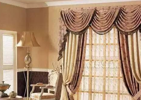 欧式窗帘VS古典风格:奢华气派与高雅大气的完美融合,打造复古装饰新风尚