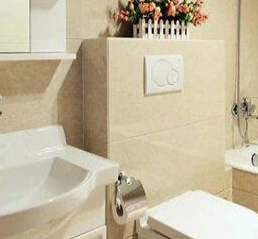 卫生间马桶位置能改吗？移位方案、注意事项全解析？三种实用改造方案，帮你解决布局难题