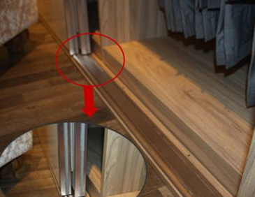 地板门槛条安装方法